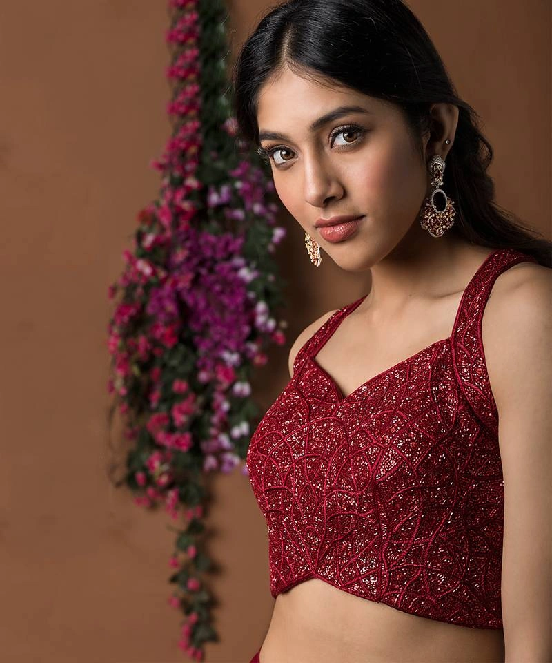 women's elegant pink floral printed lehenga choli with sequin embellished blouse, mirror work dupatta and flowing flared skirt – perfect for weddings, parties, festive & traditional occasions women's elegant pink floral printed lehenga choli with sequin embellished blouse, mirror work dupatta and flowing flared skirt – perfect for weddings, parties, festive & traditional occasions