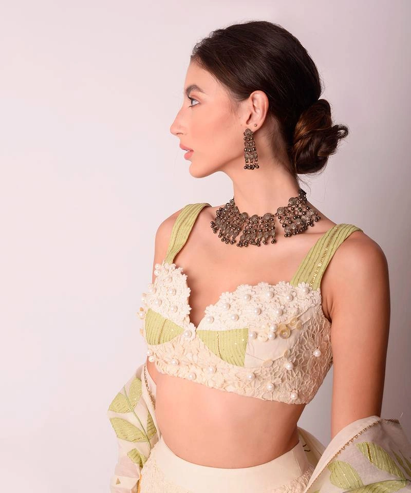 women's elegant pink floral printed lehenga choli with sequin embellished blouse, mirror work dupatta and flowing flared skirt – perfect for weddings, parties, festive & traditional occasions women's elegant pink floral printed lehenga choli with sequin embellished blouse, mirror work dupatta and flowing flared skirt – perfect for weddings, parties, festive & traditional occasions