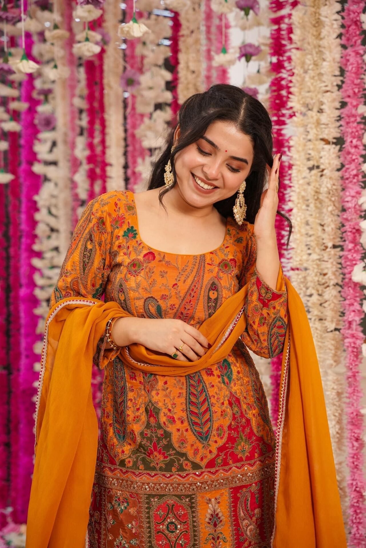 vidya heavy embroidered suit set vidya heavy embroidered suit set